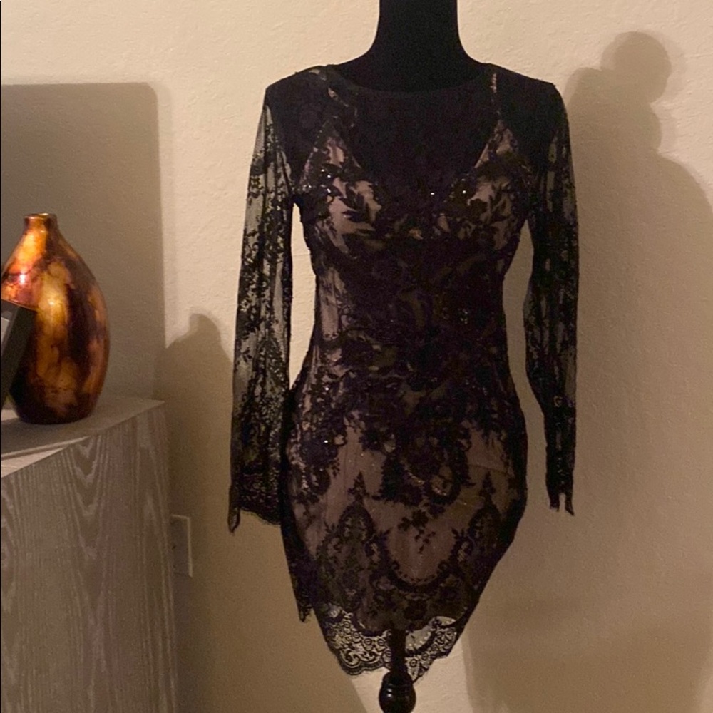 Beautiful sparkle lace Express dress